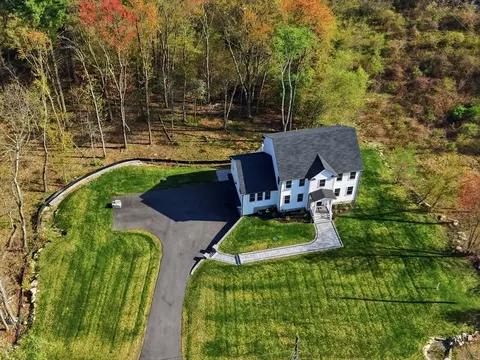 View/Area - 1 Smith Rd, Sutton, MA 01590 photo 1 of 4