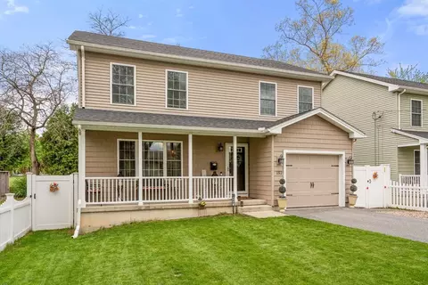Exterior - 152 Ambrose St, Springfield, MA 01109 photo 2 of 15