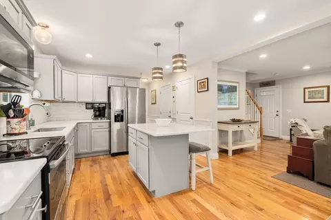 Kitchen - 152 Ambrose St, Springfield, MA 01109 photo 3 of 6