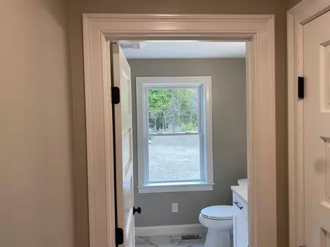 Entry Way - 5 Tyler Ave, Wareham, MA 02538 photo 4 of 7