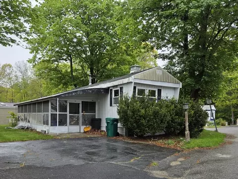 1237 Central St #7, Leominster, MA 01453