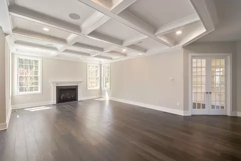 Living - 9 Schaffner Ln, Dover, MA 02030 photo 2 of 3