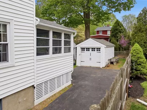 36 Fairview Rd, Stoneham, MA 02180 photo 21
