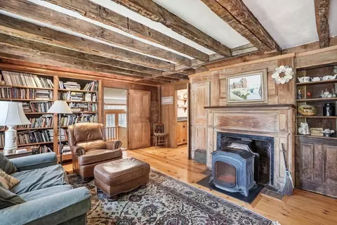 Living - 215 Prospect St, Hingham, MA 02043 photo 4 of 6