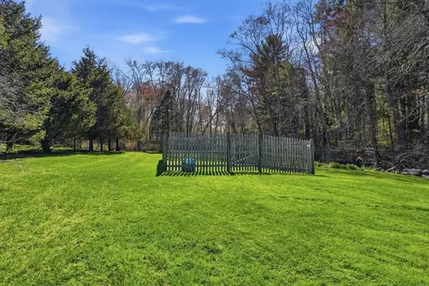 Exterior - 215 Prospect St, Hingham, MA 02043 photo 10 of 10