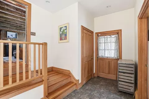 Entry Way - 215 Prospect St, Hingham, MA 02043 photo 2 of 3