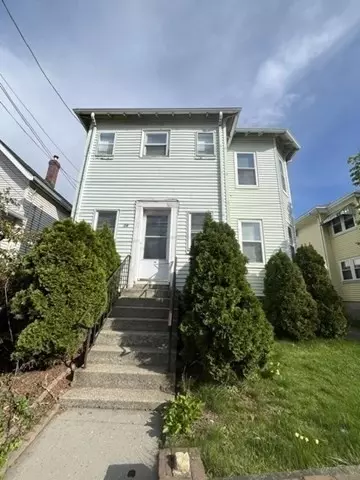 16 W Squantum St, Quincy, MA 02171