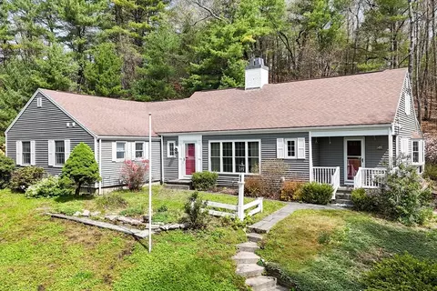 48 Longview St, Palmer, MA 01069