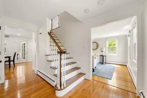 Entry Way - 5 Blackhorse Ln, Hingham, MA 02043 photo 1 of 3
