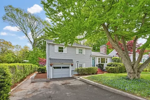350 Central St, Framingham, MA 01701