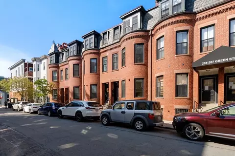 209 Green St, Cambridge, MA 02139