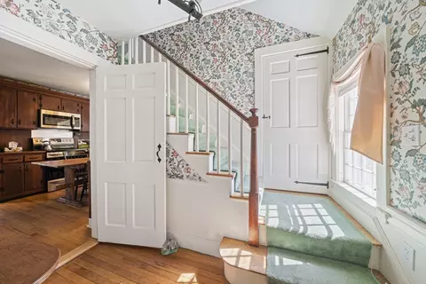 Entry Way - 1670 Main St, Marshfield, MA 02050 photo 1 of 1