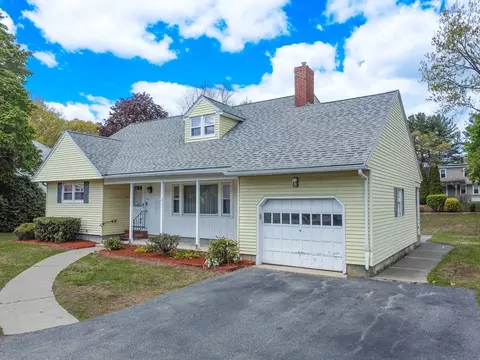 Exterior - 25 Windward Rd, Lowell, MA 01852 photo 3 of 5
