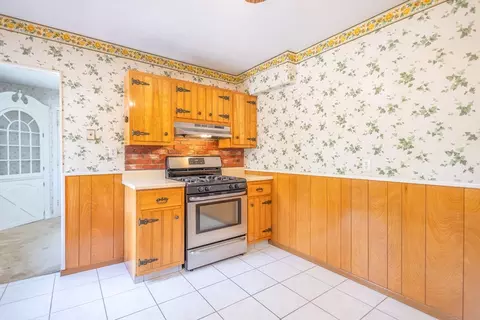 Kitchen - 25 Windward Rd, Lowell, MA 01852 photo 3 of 3