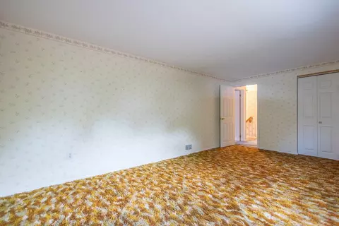 Bedroom - 25 Windward Rd, Lowell, MA 01852 photo 8 of 10