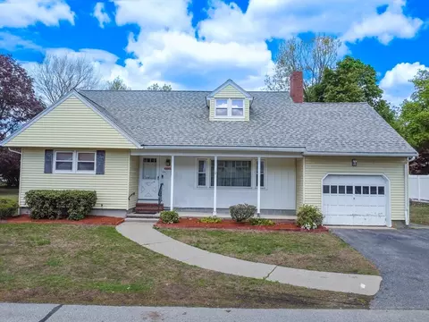 Exterior - 25 Windward Rd, Lowell, MA 01852 photo 2 of 5