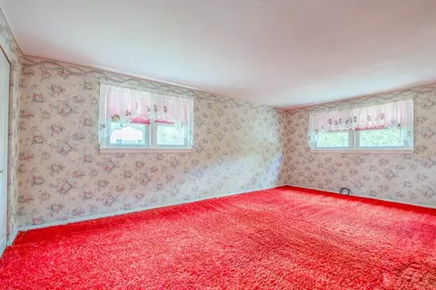 Bedroom - 25 Windward Rd, Lowell, MA 01852 photo 5 of 10