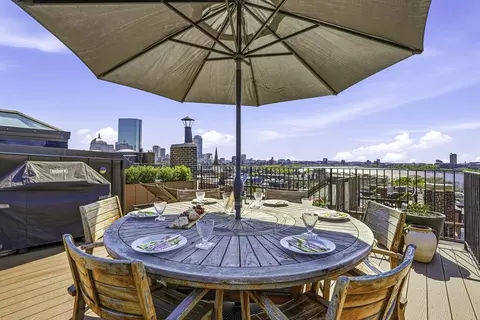 77 Revere St # -A, Boston, MA 02114
