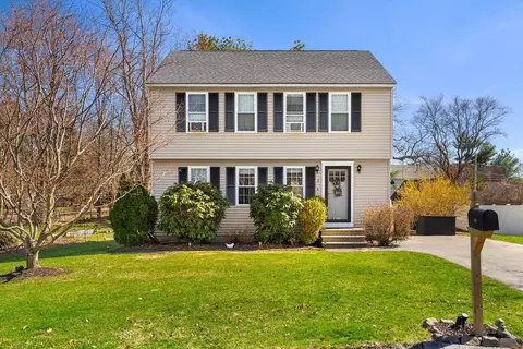 1 Lady Slipper Ln, Methuen, MA 01844