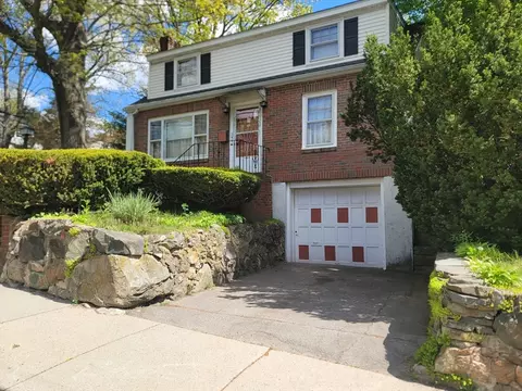 295 West St, Hyde Park, MA 02136