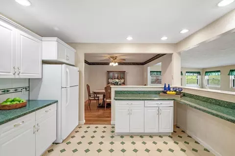 28 Audubon Rd, Reading, MA 01867 photo 15