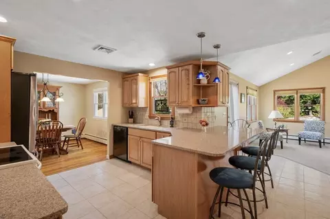 31 Rustic Ln, Reading, MA 01867 photo 23