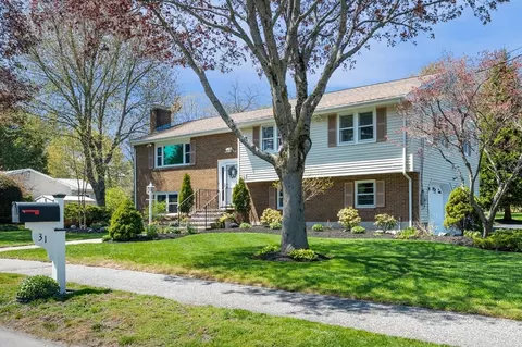 31 Rustic Ln, Reading, MA 01867 photo 3