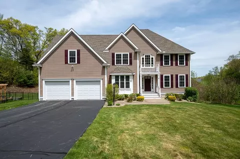 8 Victoria Cir, Shrewsbury, MA 01545