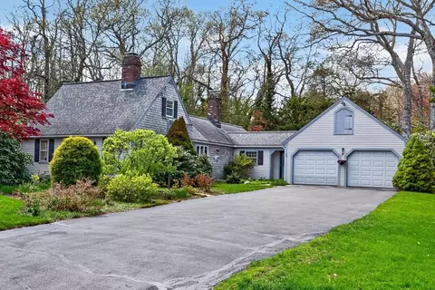 20 Pine St, Sandwich, MA 02563