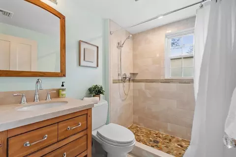 Bath - 77 Centre St, Danvers, MA 01923 photo 5 of 5