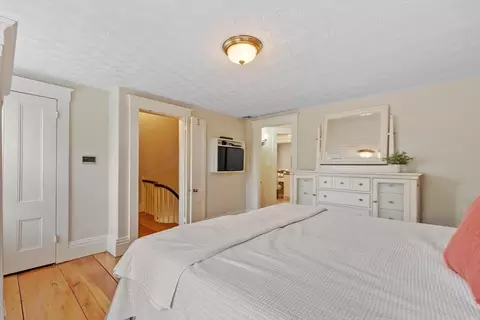 Bedroom - 77 Centre St, Danvers, MA 01923 photo 3 of 7