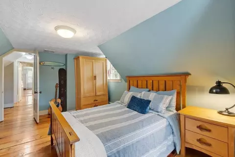 Bedroom - 77 Centre St, Danvers, MA 01923 photo 6 of 7