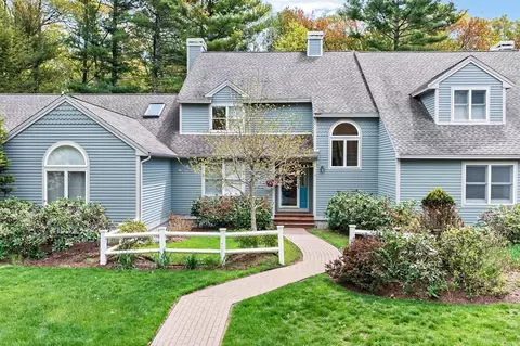 4 Deer Grass Ln #4, Acton, MA 01720