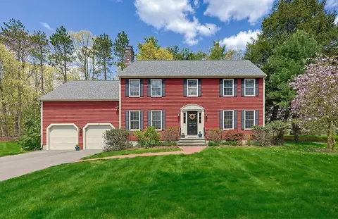 15 Sabina Dr, Holliston, MA 01746