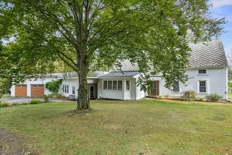 11 Graniteville Rd, Westford, MA 01886