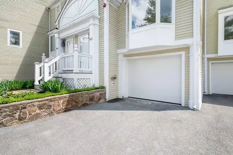 Exterior - 45 Abington Rd #45, Danvers, MA 01923 photo 4 of 11