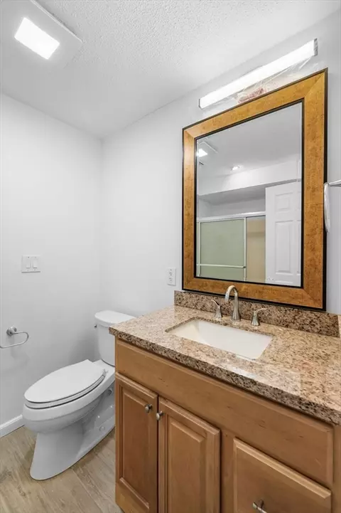 Bath - 45 Abington Rd #45, Danvers, MA 01923 photo 5 of 6