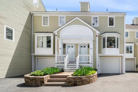 Exterior - 45 Abington Rd #45, Danvers, MA 01923 photo 2 of 11