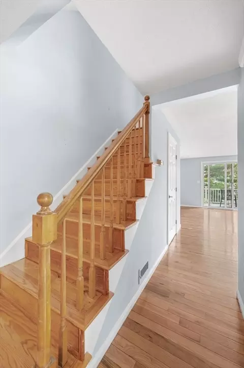 Entry Way - 45 Abington Rd #45, Danvers, MA 01923 photo 2 of 4