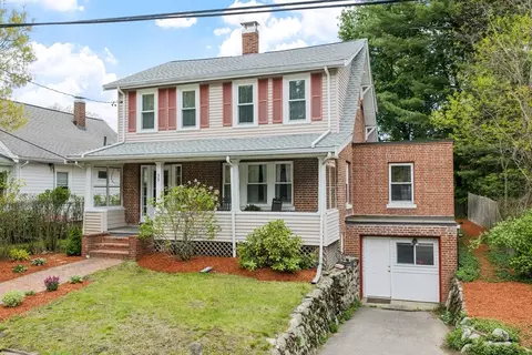 35 Brandon St, Lexington, MA 02420