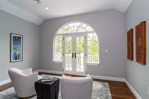 1098 Webster St, Needham, MA 02492 photo 11