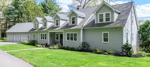 1098 Webster St, Needham, MA 02492