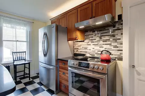 41 Brookline St, Townsend, MA 01469 photo 5