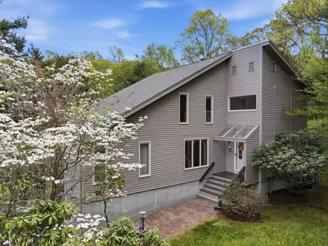 202 Hampton Rd, Sharon, MA 02067