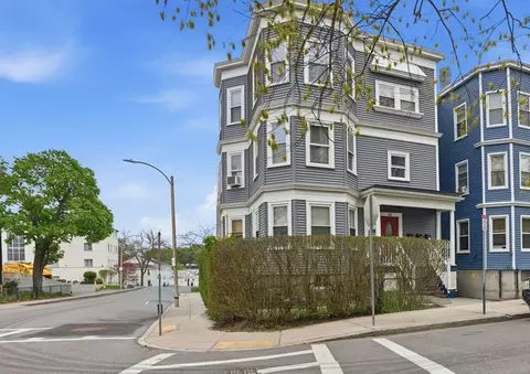 28 Church St #3, Boston, MA 02122