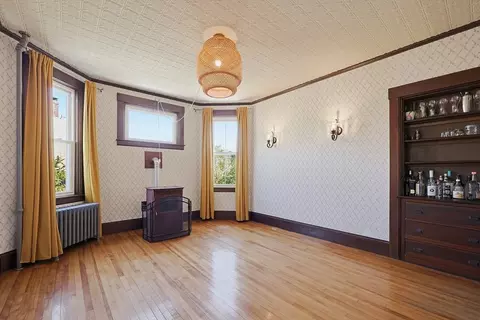 Living - 24 Main St, Upton, MA 01568 photo 2 of 5