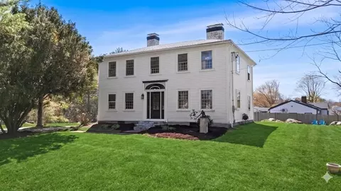 91 Washington St, Easton, MA 02356