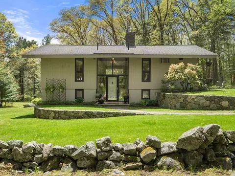 67 Woodland St, Sherborn, MA 01770