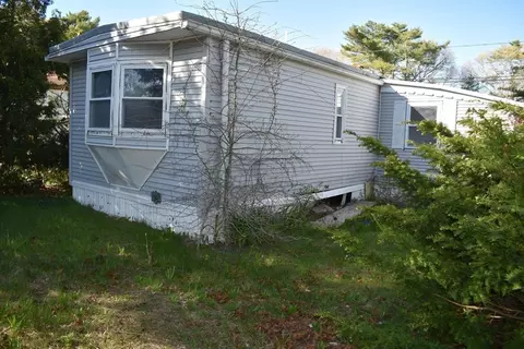 73 Kimberly Ct, Wareham, MA 02571 photo 11