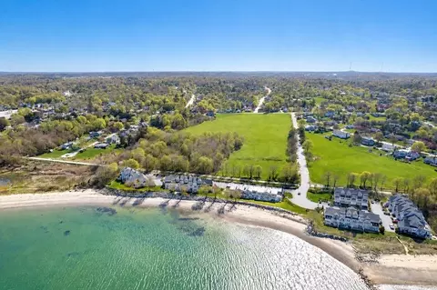 60 Robbins Rd #9, Plymouth, MA 02360